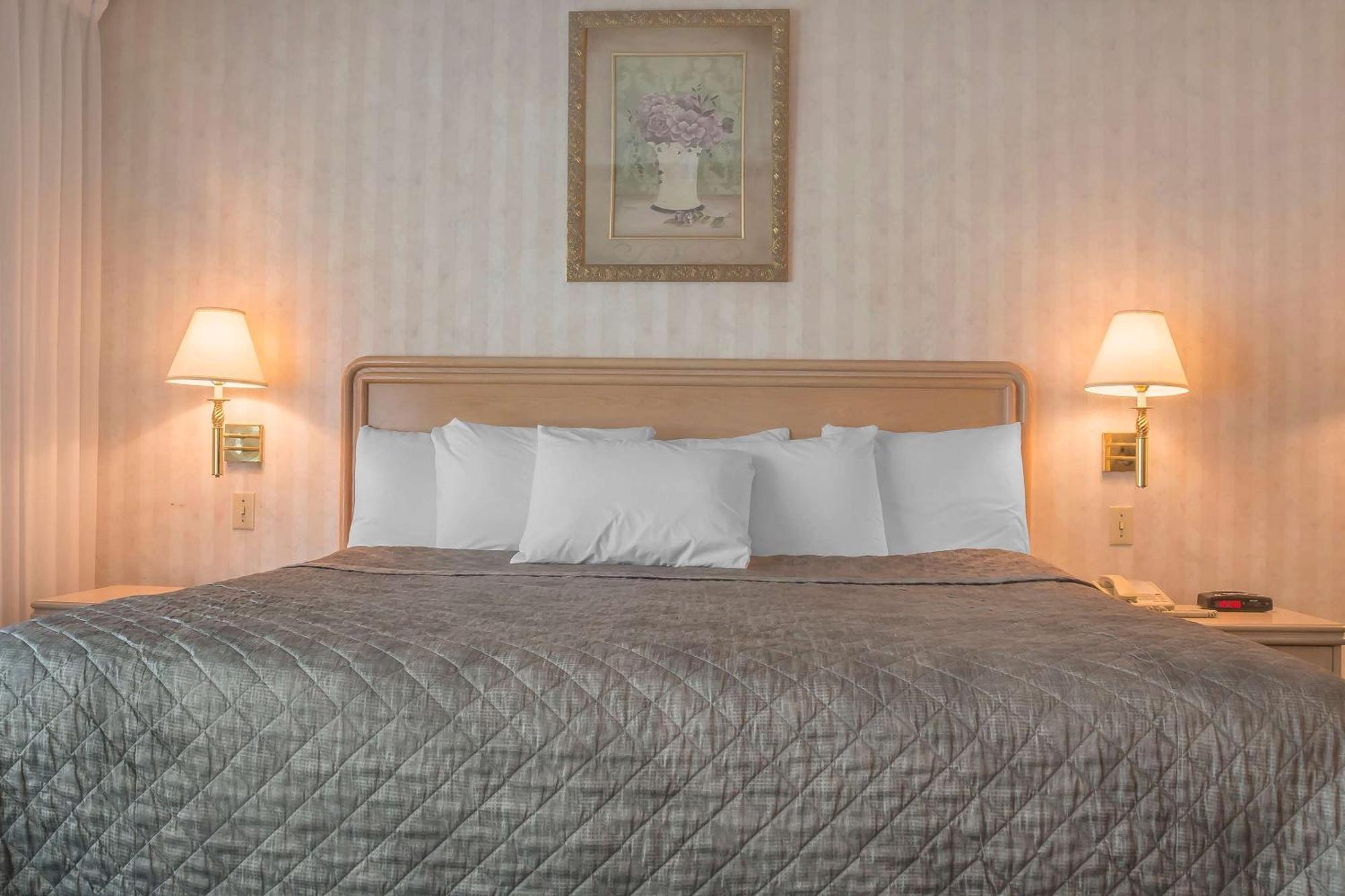 Rodeway Inn Fallsview Niagara Falls Extérieur photo